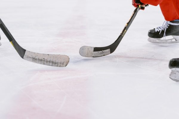 Caterpillar Enters Multi-Year Global Sponsorship With NHL – $CAT $DIA